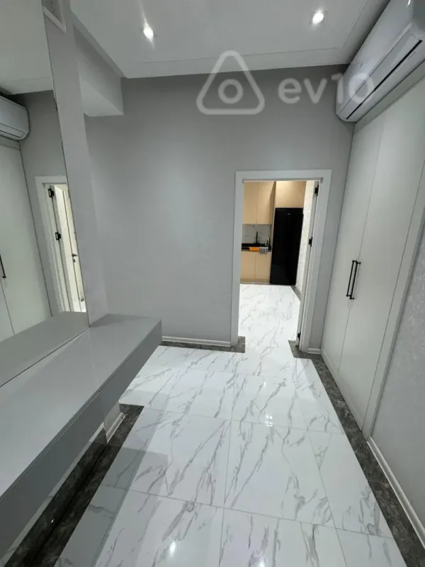 Kirayə verilir 2 otaqlı yeni tikili 88 m²