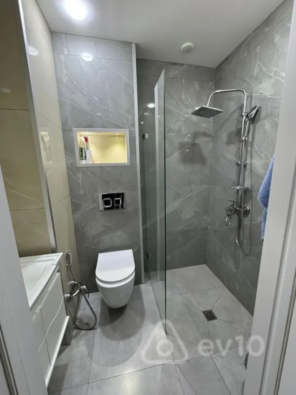 Kirayə verilir 2 otaqlı yeni tikili 88 m²