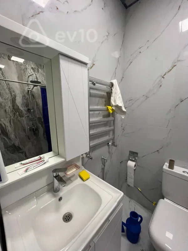 Satılır 2 otaqlı yeni tikili 55 m²