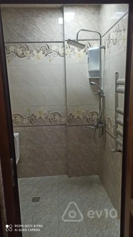 Kirayə verilir 2 otaqlı yeni tikili 68 m²