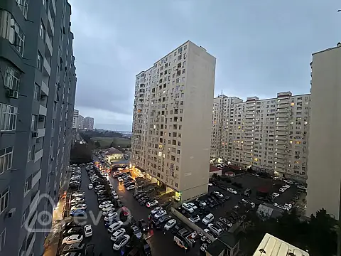 Kirayə verilir 2 otaqlı yeni tikili 70 m²