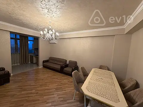 Kirayə verilir 2 otaqlı yeni tikili 70 m²
