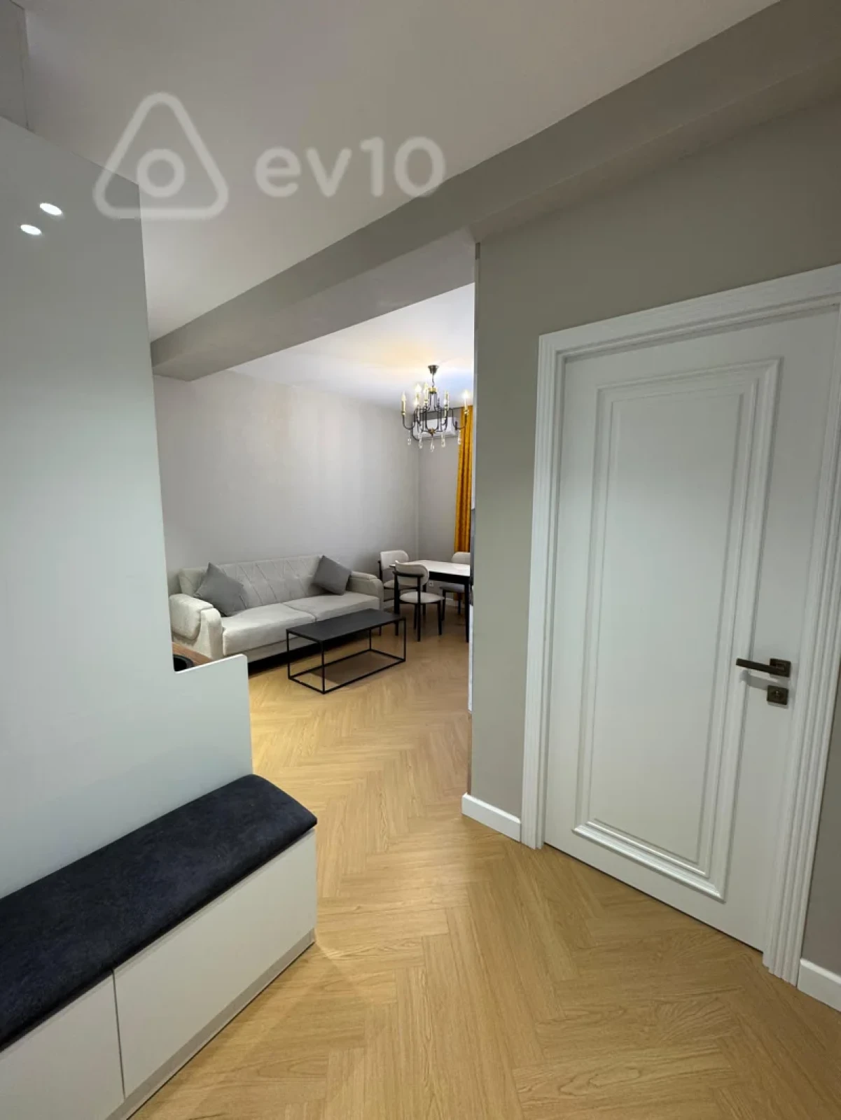 Kirayə verilir 2 otaqlı yeni tikili 54 m²