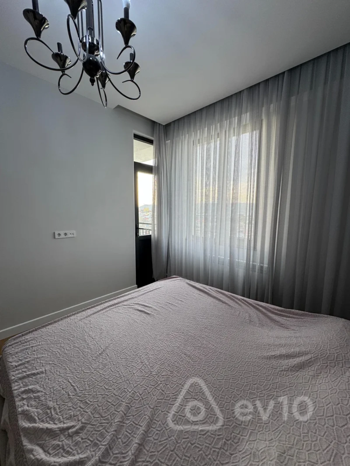 Kirayə verilir 2 otaqlı yeni tikili 54 m²