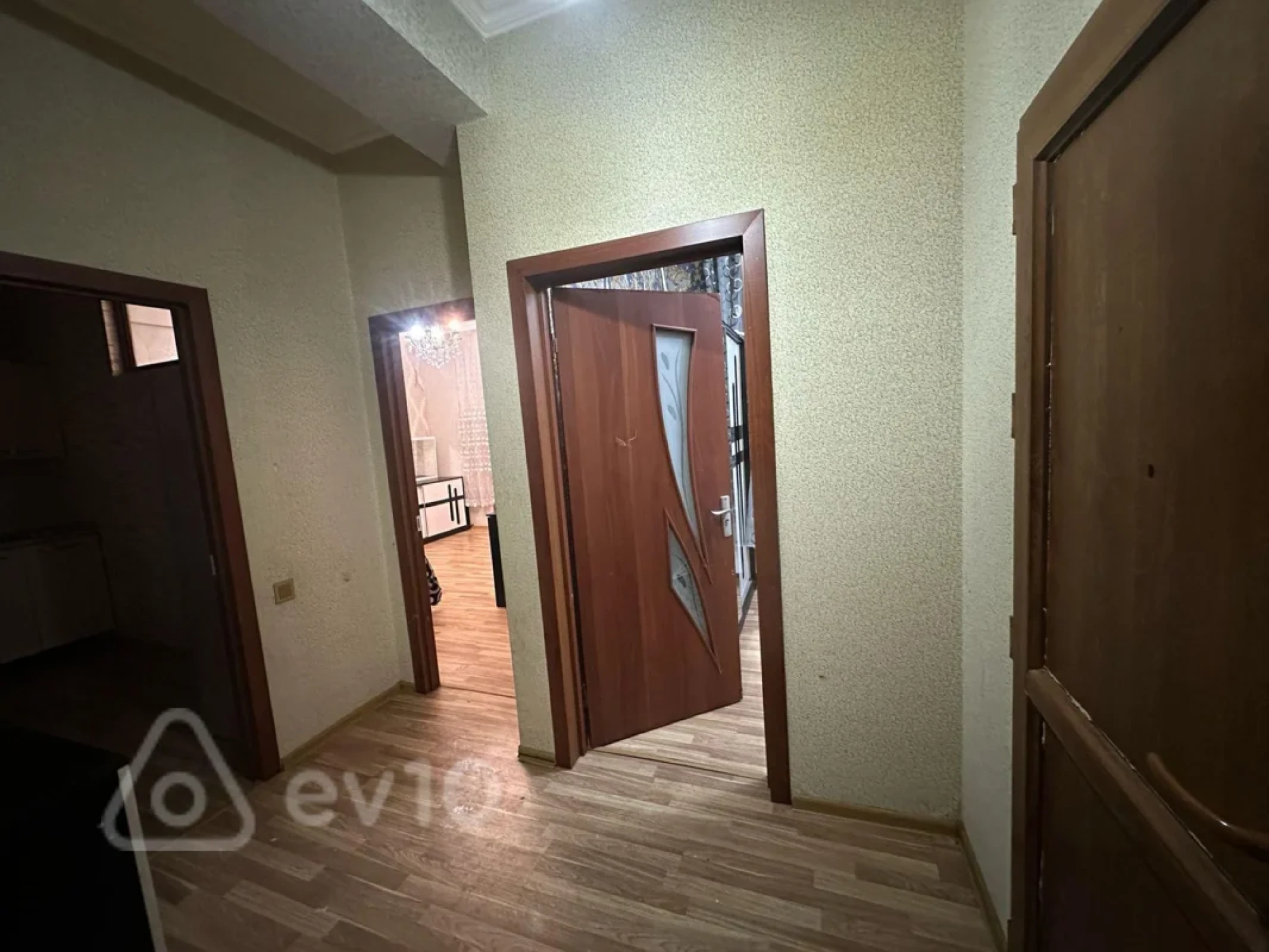 Kirayə verilir 2 otaqlı yeni tikili 60 m²