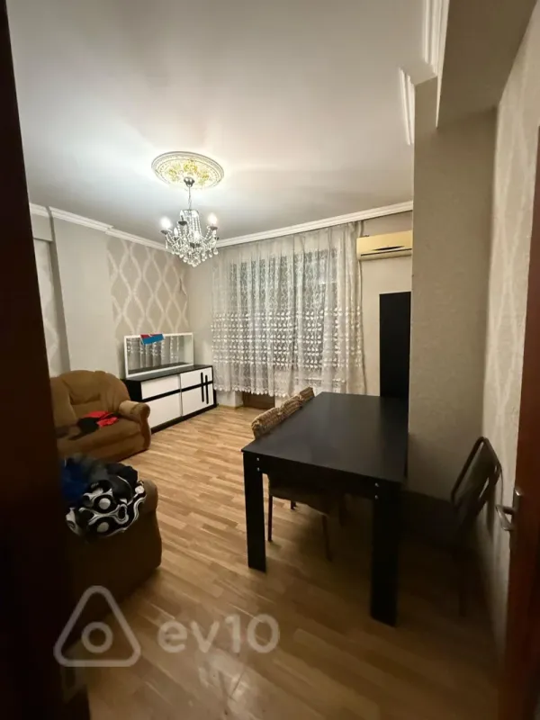 Kirayə verilir 2 otaqlı yeni tikili 60 m²