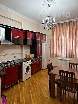 Kirayə verilir 3 otaqlı yeni tikili 130 m²