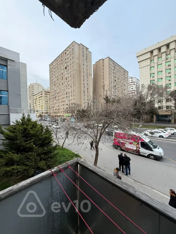 Kirayə verilir 2 otaqlı yeni tikili 69 m²