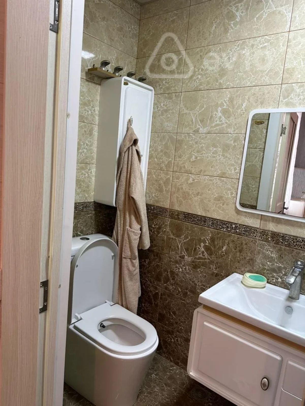 Satılır 6 otaqlı həyət evi 280 m²