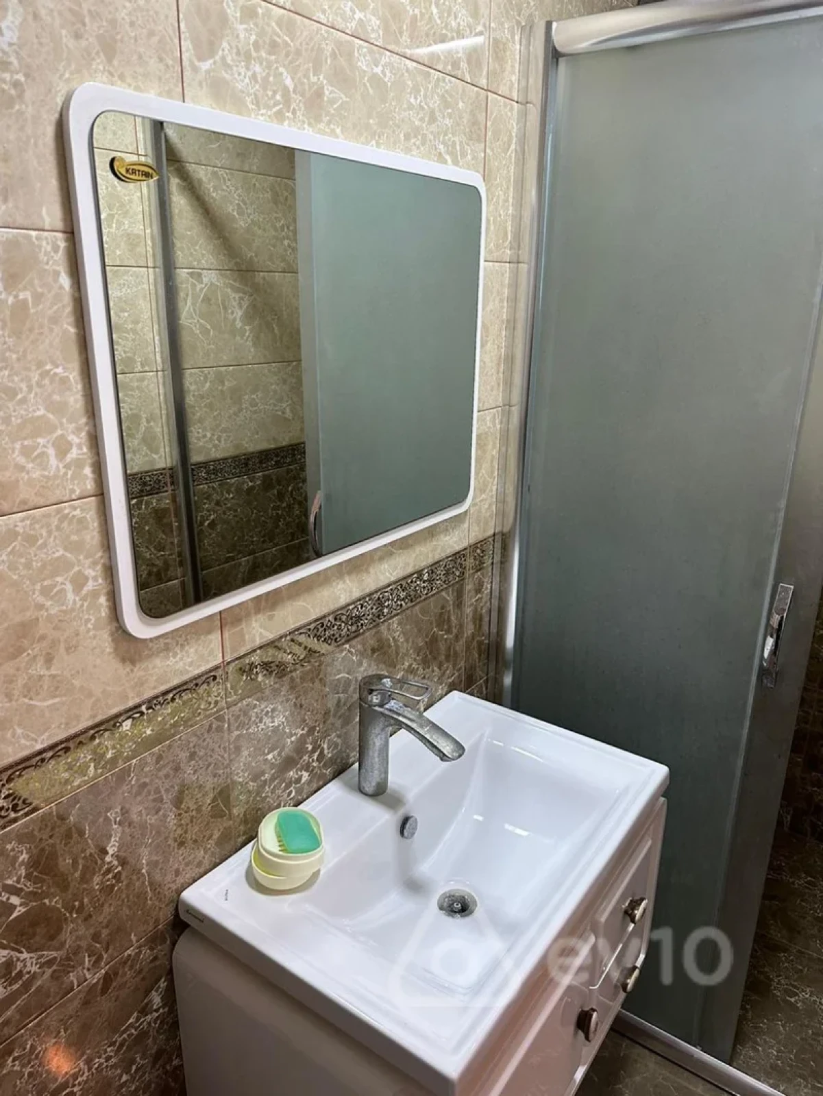 Satılır 6 otaqlı həyət evi 280 m²