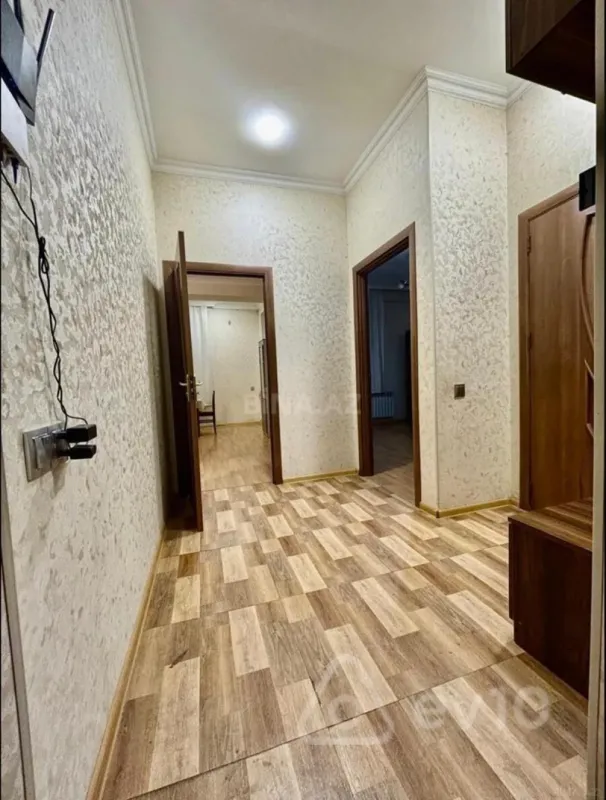 Kirayə verilir 2 otaqlı yeni tikili 56 m²
