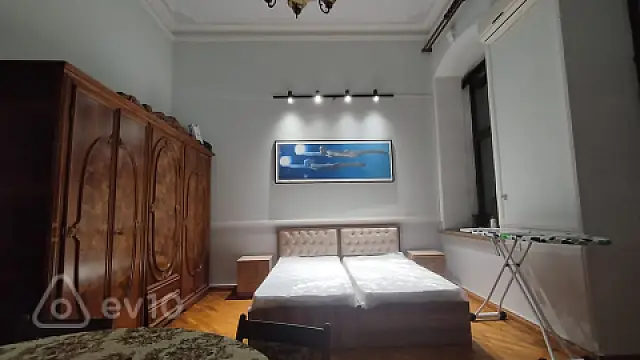 Kirayə verilir 1 otaqlı köhnə tikili 50 m²