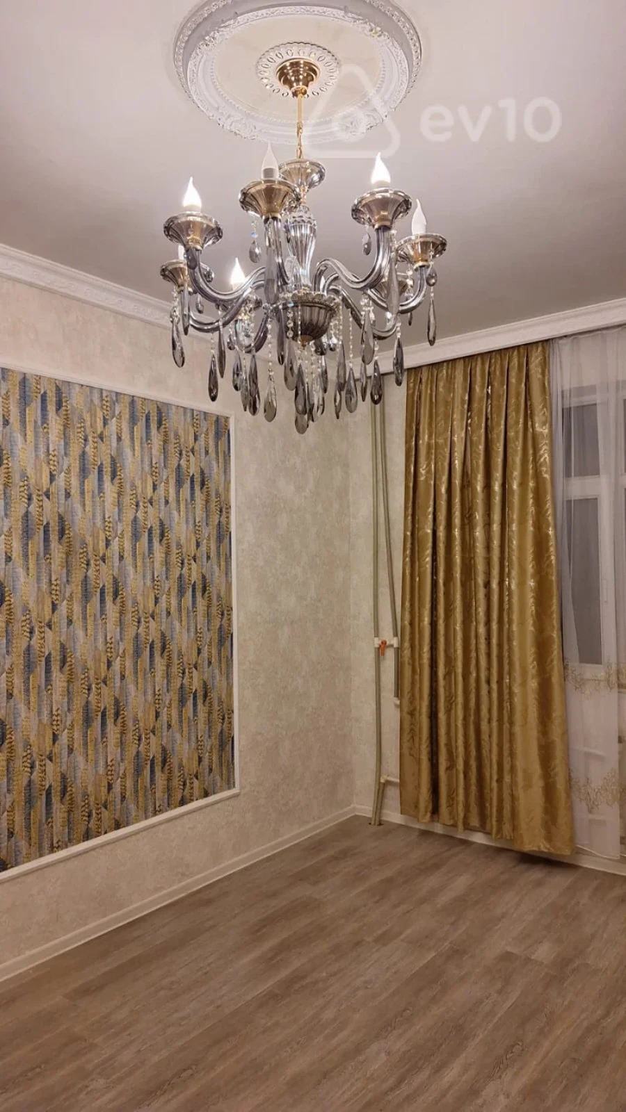 Satılır 2 otaqlı köhnə tikili 37 m²