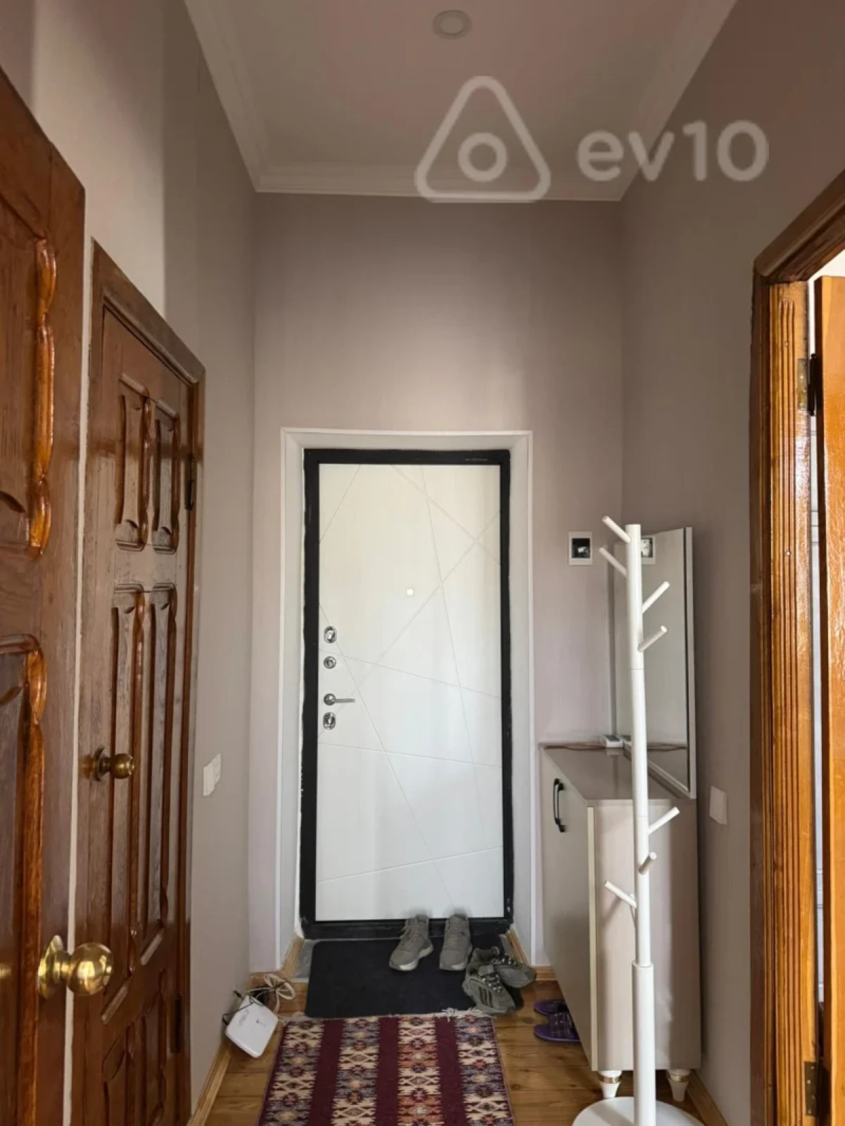 Kirayə verilir 3 otaqlı köhnə tikili 75 m²
