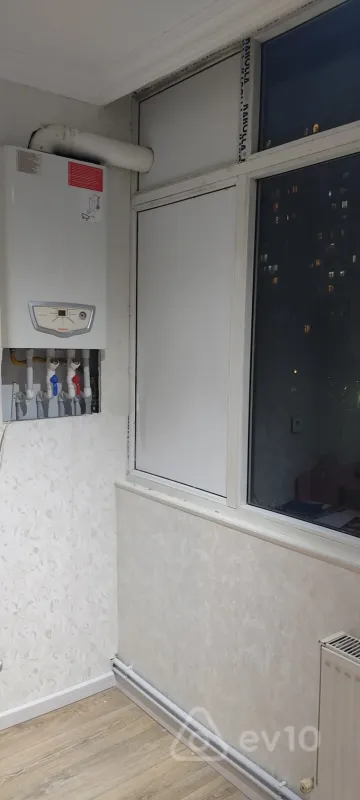 Kirayə verilir 2 otaqlı köhnə tikili 51 m²