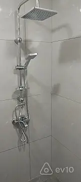 Kirayə verilir 2 otaqlı köhnə tikili 51 m²