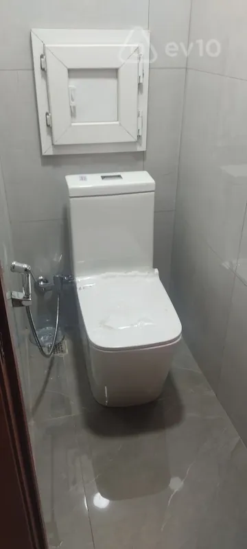 Kirayə verilir 2 otaqlı köhnə tikili 51 m²