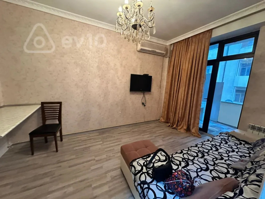Kirayə verilir 2 otaqlı yeni tikili 58 m²