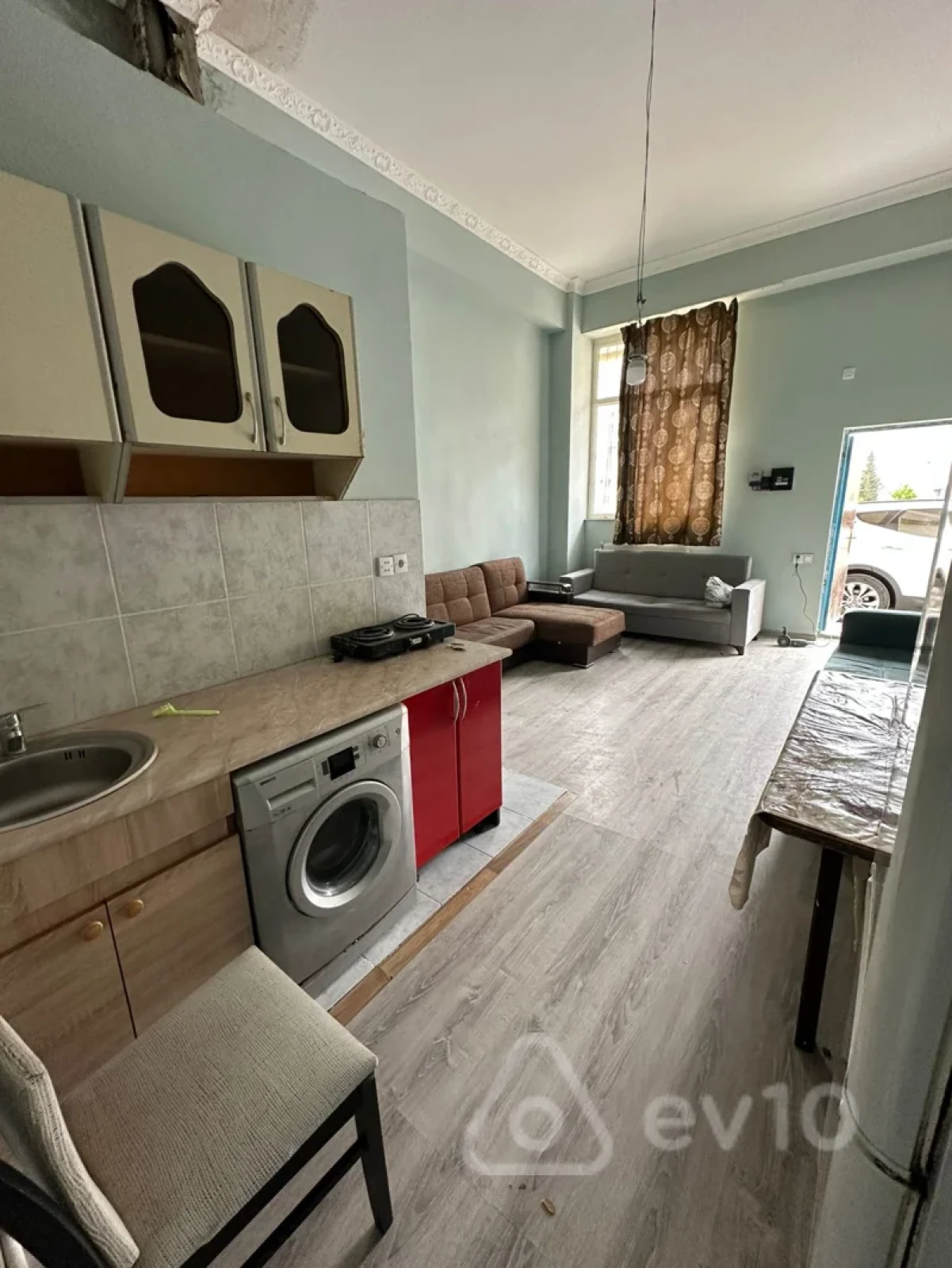 Kirayə verilir 2 otaqlı yeni tikili 70 m²