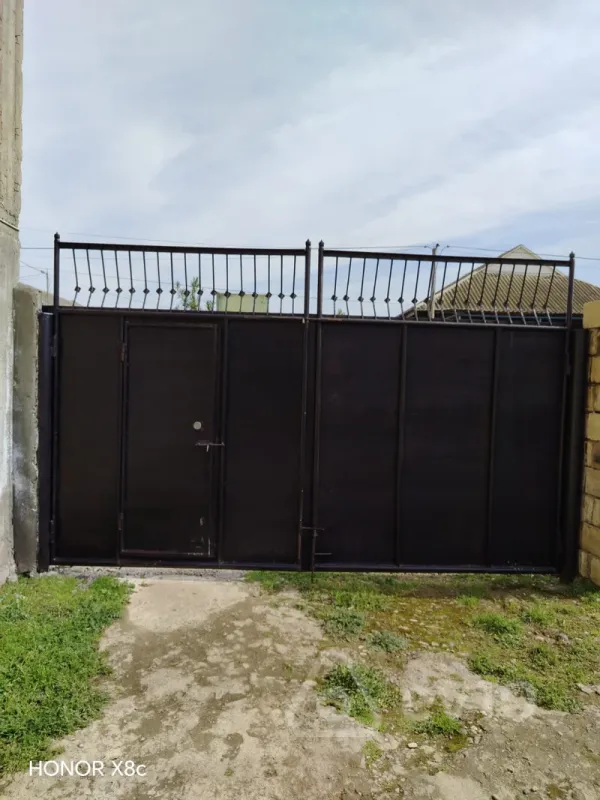 Satılır 4 otaqlı həyət evi 12.9 m²