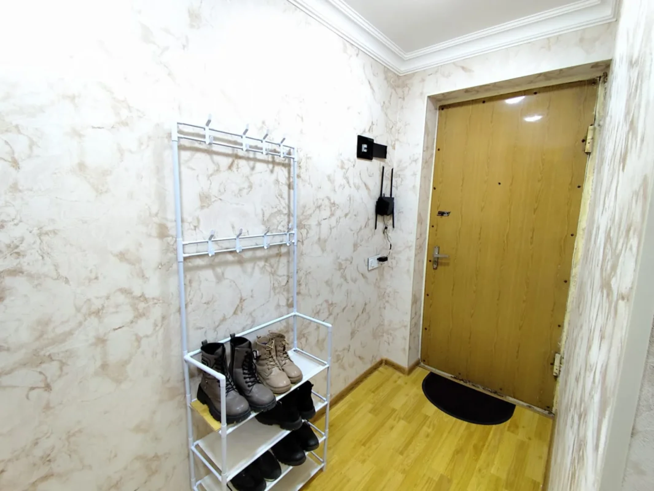 Kirayə verilir 2 otaqlı köhnə tikili 72 m²