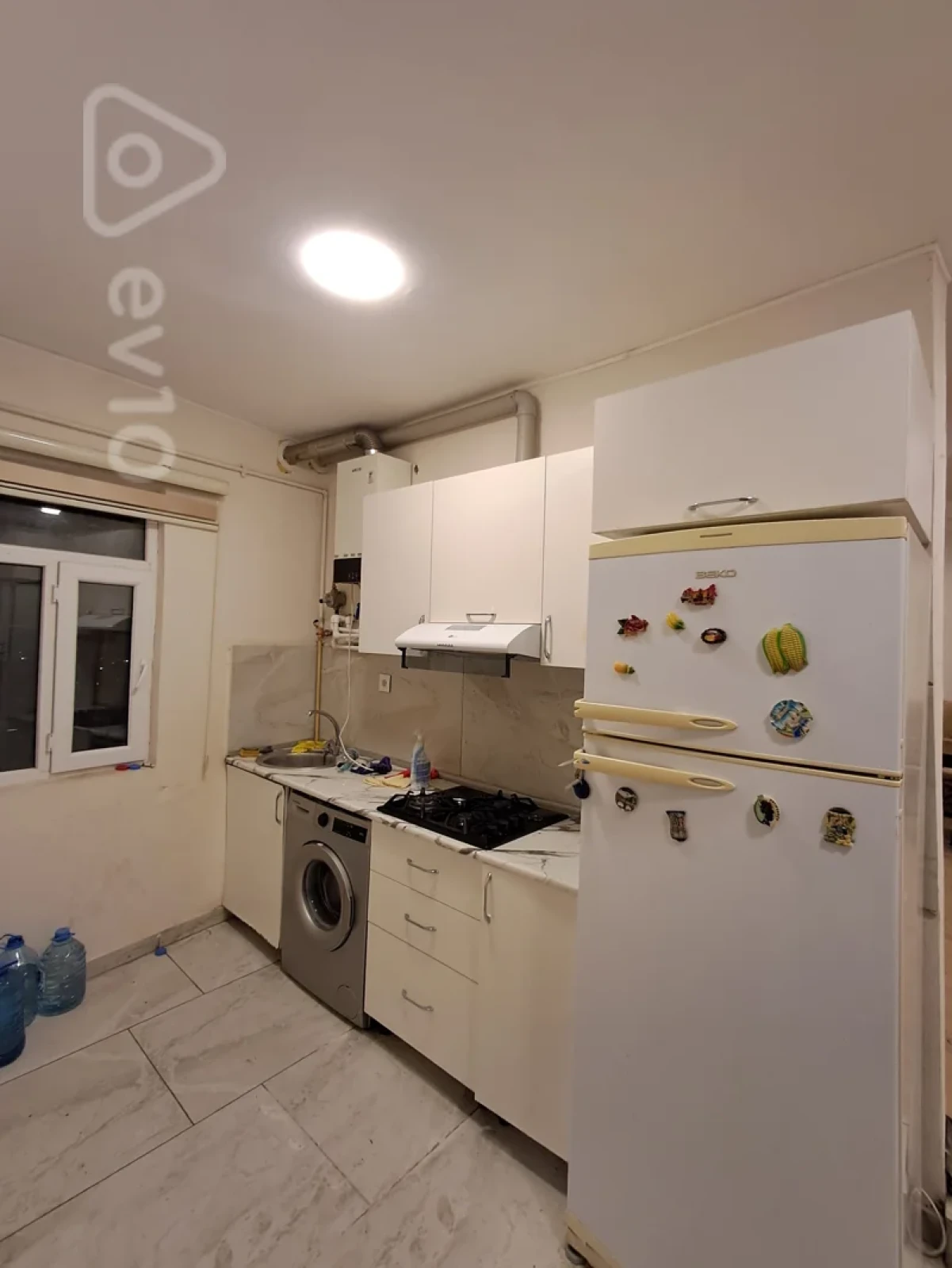 Kirayə verilir 1 otaqlı həyət evi 80 m²