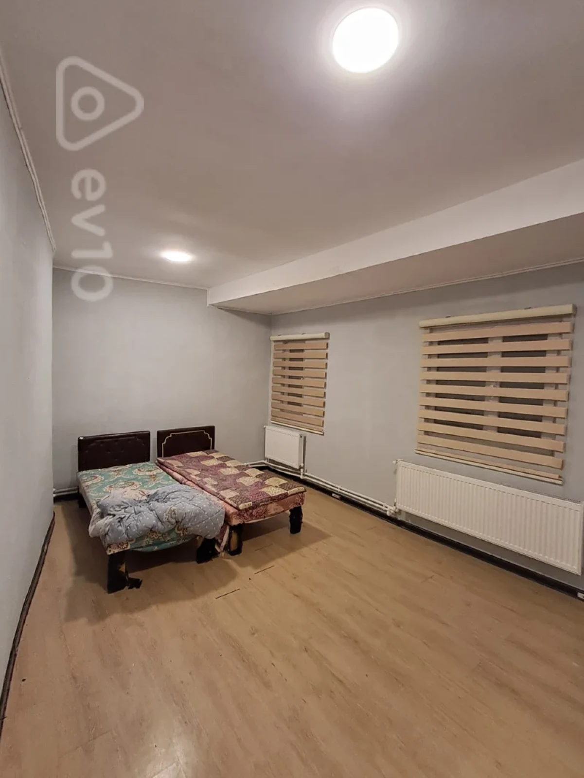 Kirayə verilir 1 otaqlı həyət evi 80 m²