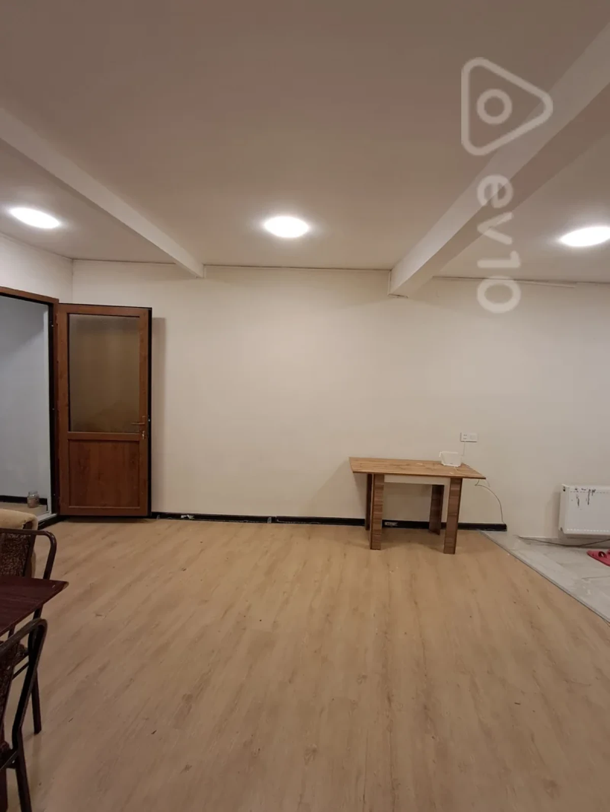 Kirayə verilir 1 otaqlı həyət evi 80 m²