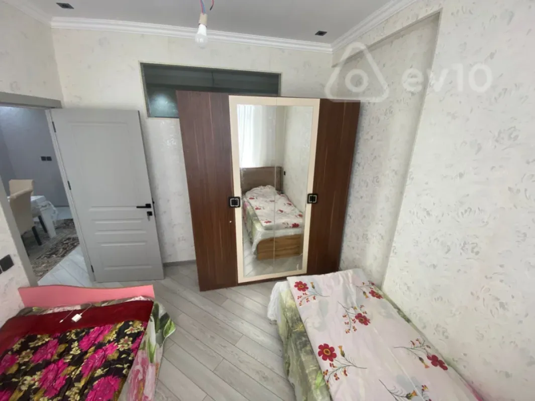 Kirayə verilir 3 otaqlı yeni tikili 120 m²