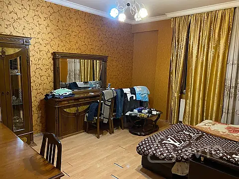 Kirayə verilir 3 otaqlı yeni tikili 110 m²