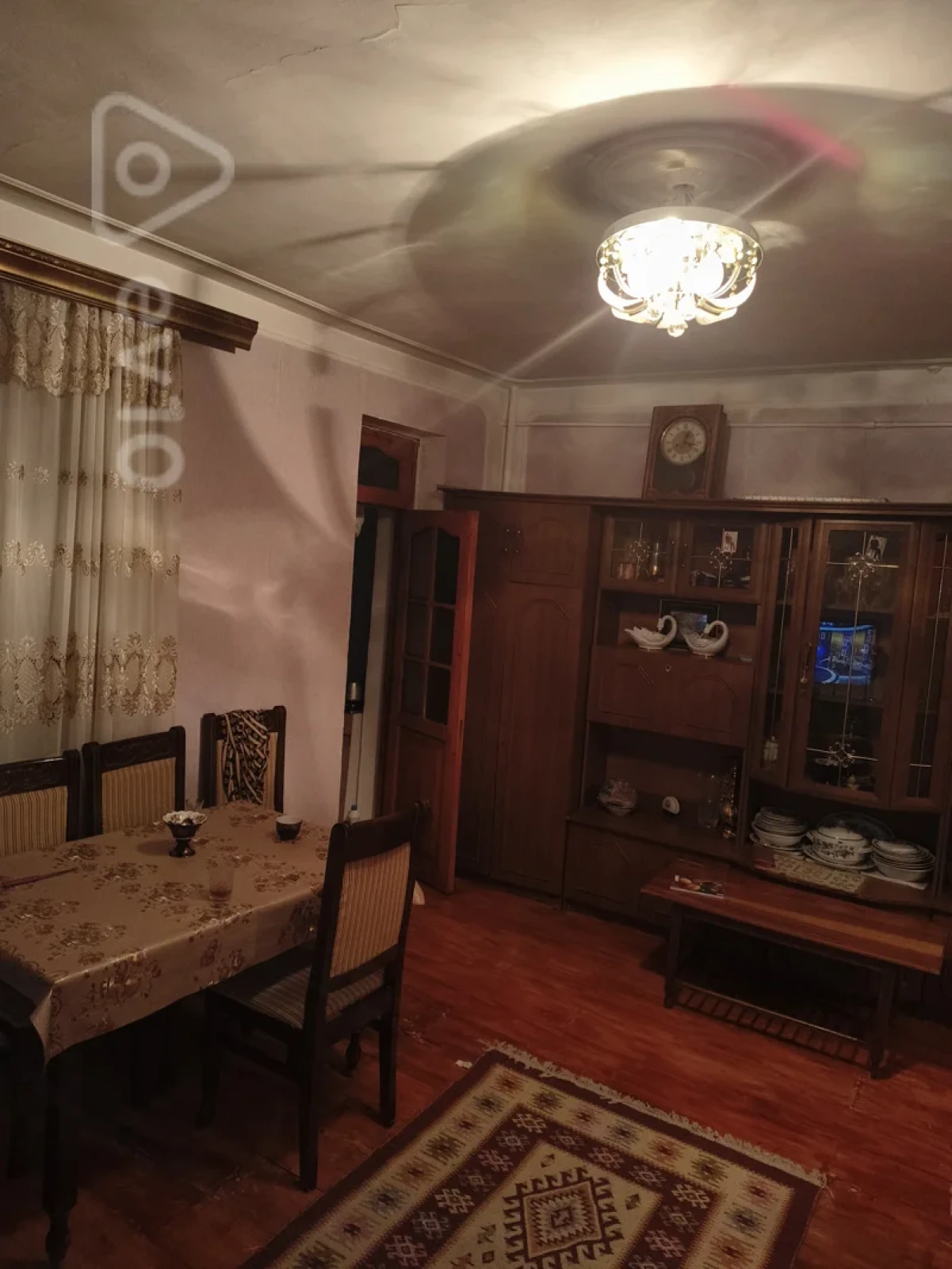 Satılır 2 otaqlı köhnə tikili 45 m²