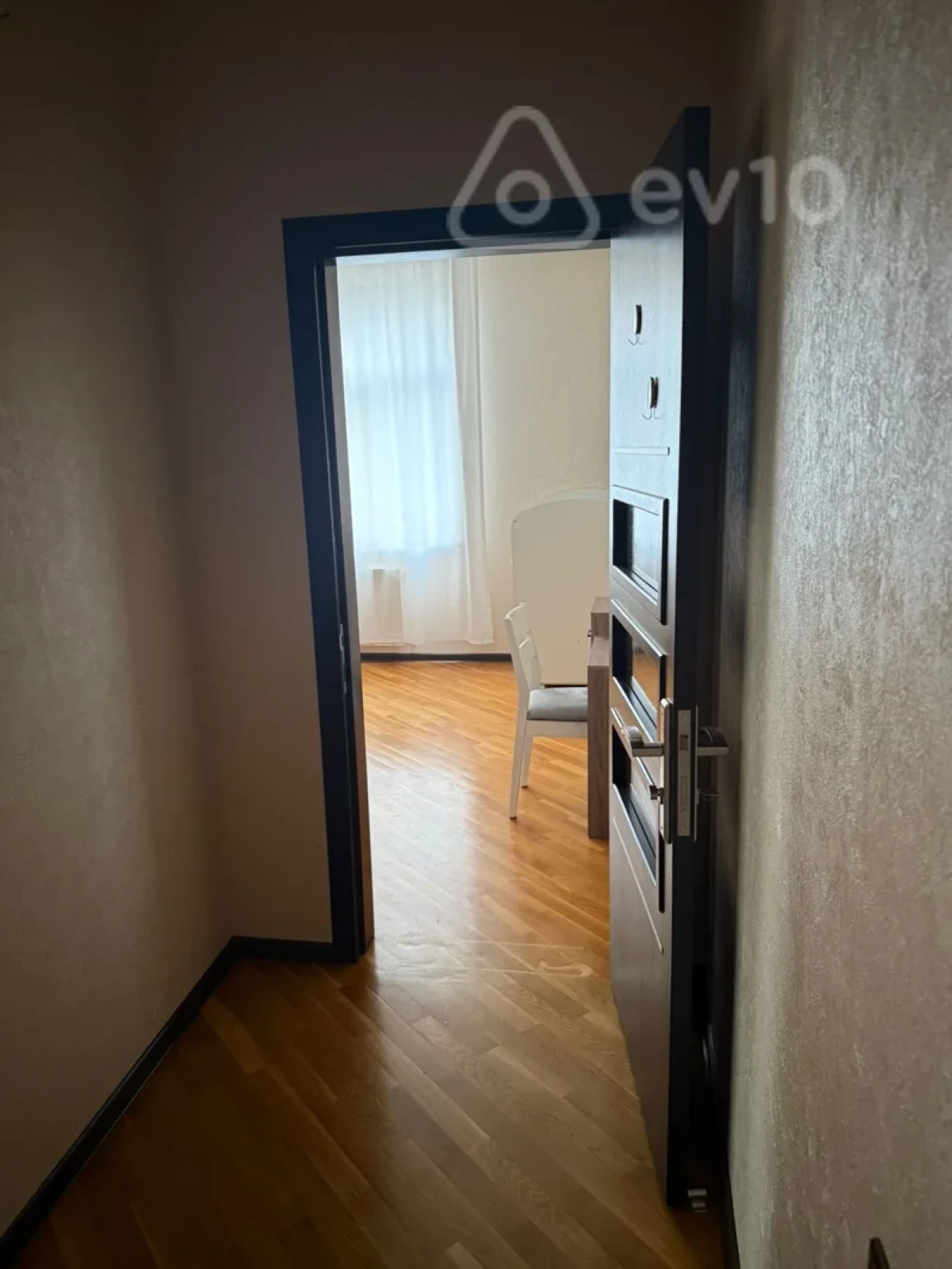 Kirayə verilir 3 otaqlı yeni tikili 114 m²