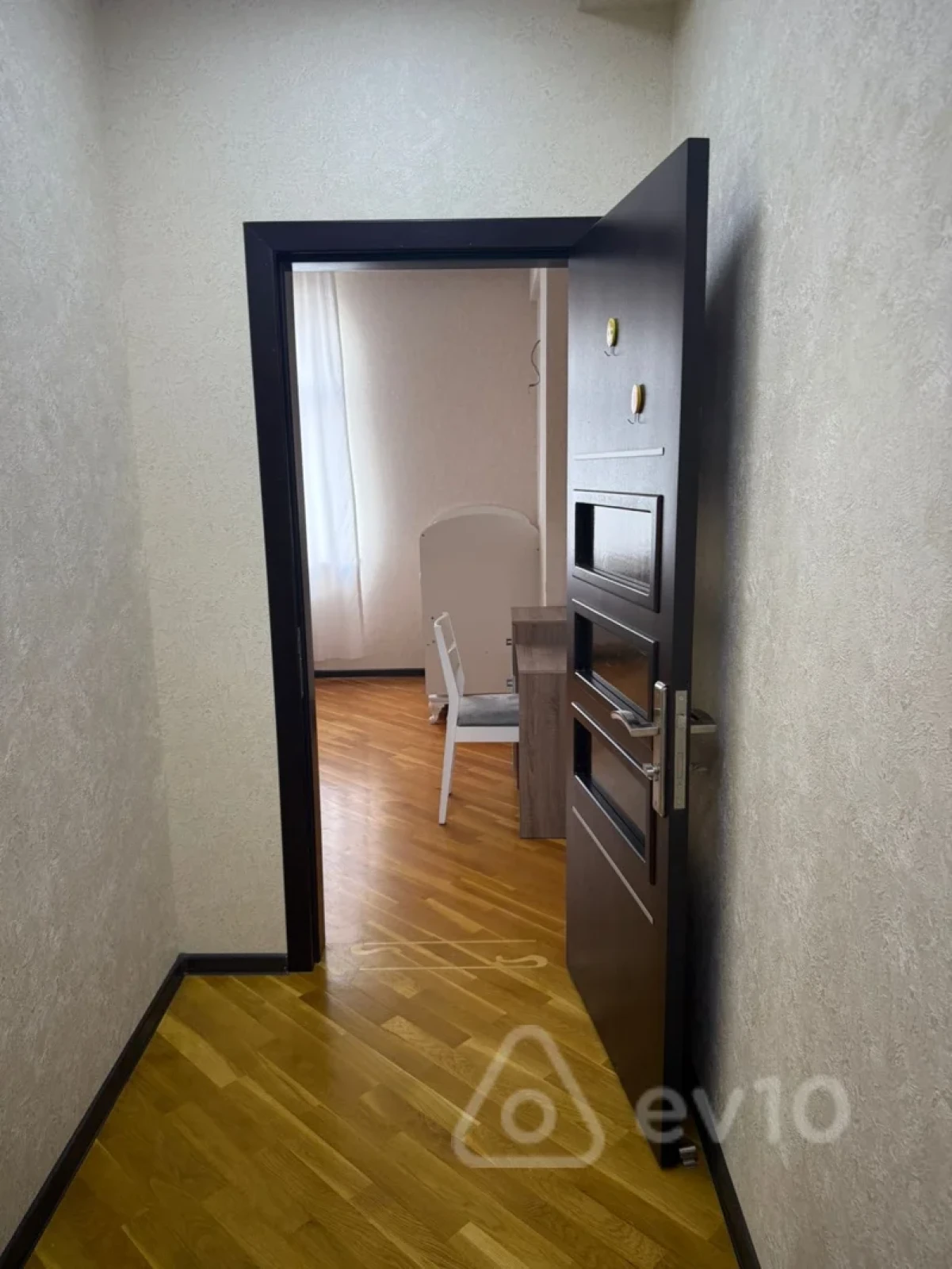 Kirayə verilir 3 otaqlı yeni tikili 114 m²