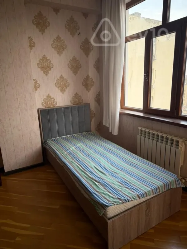 Kirayə verilir 3 otaqlı yeni tikili 114 m²