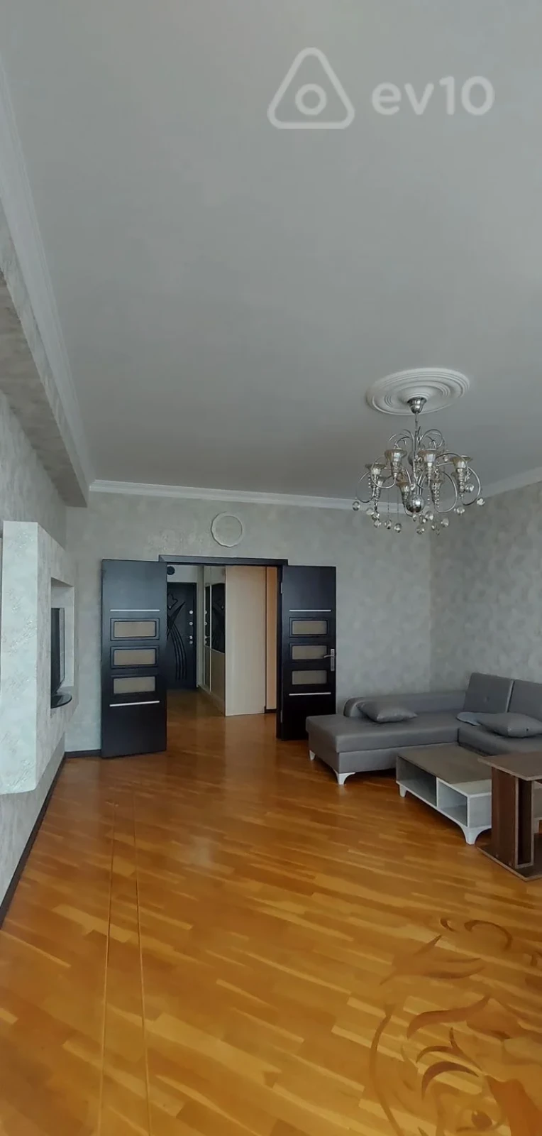 Kirayə verilir 3 otaqlı yeni tikili 114 m²