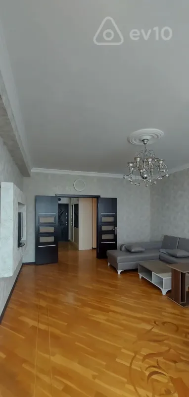 Kirayə verilir 3 otaqlı yeni tikili 114 m²