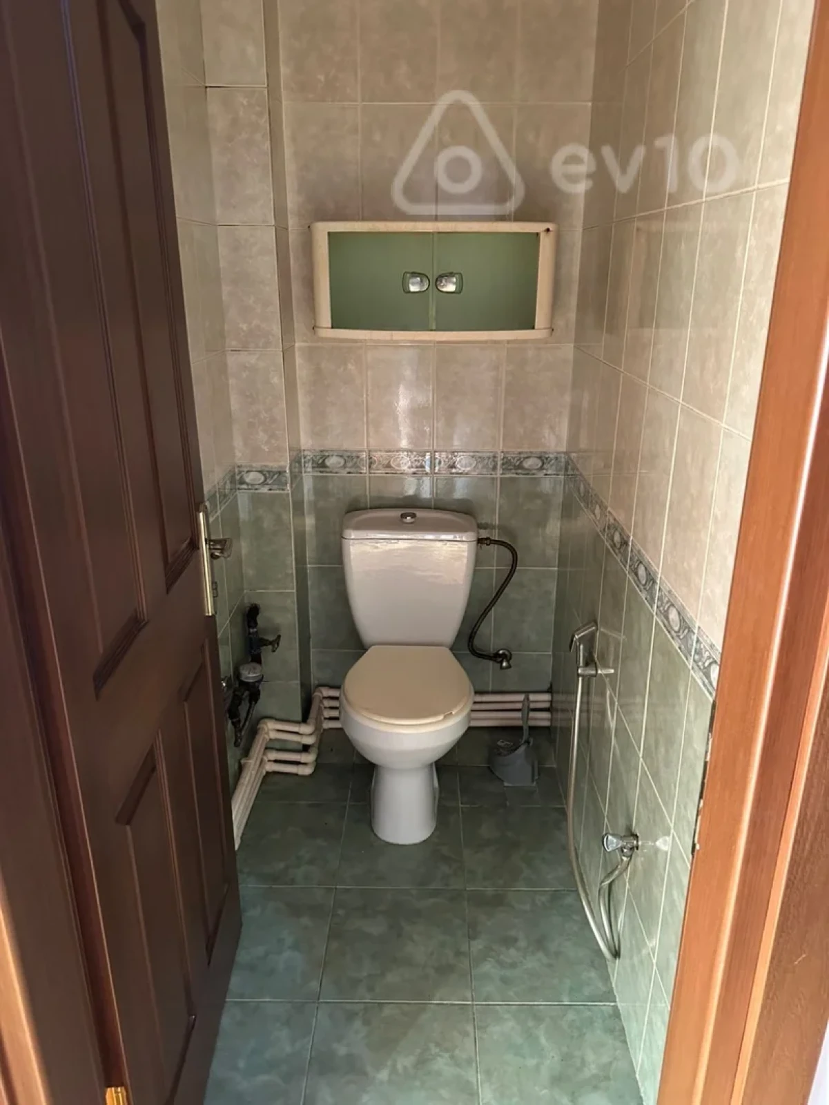 Kirayə verilir 2 otaqlı köhnə tikili 85 m²