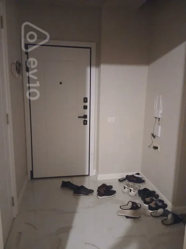 Satılır 2 otaqlı yeni tikili 60 m²