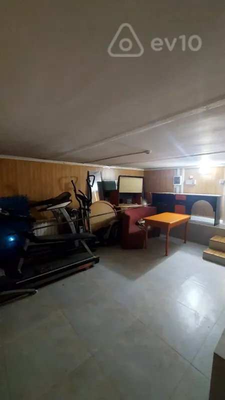 Kirayə verilir mənzil 100 m²