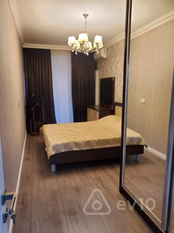 Kirayə verilir 2 otaqlı yeni tikili 65 m²