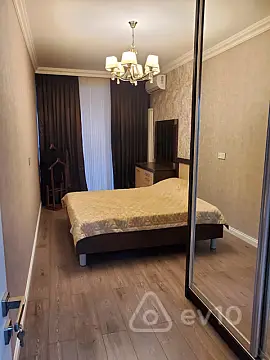Kirayə verilir 2 otaqlı yeni tikili 65 m²