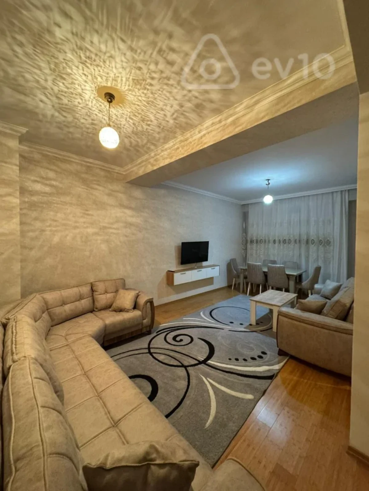 Kirayə verilir 3 otaqlı yeni tikili 100 m²