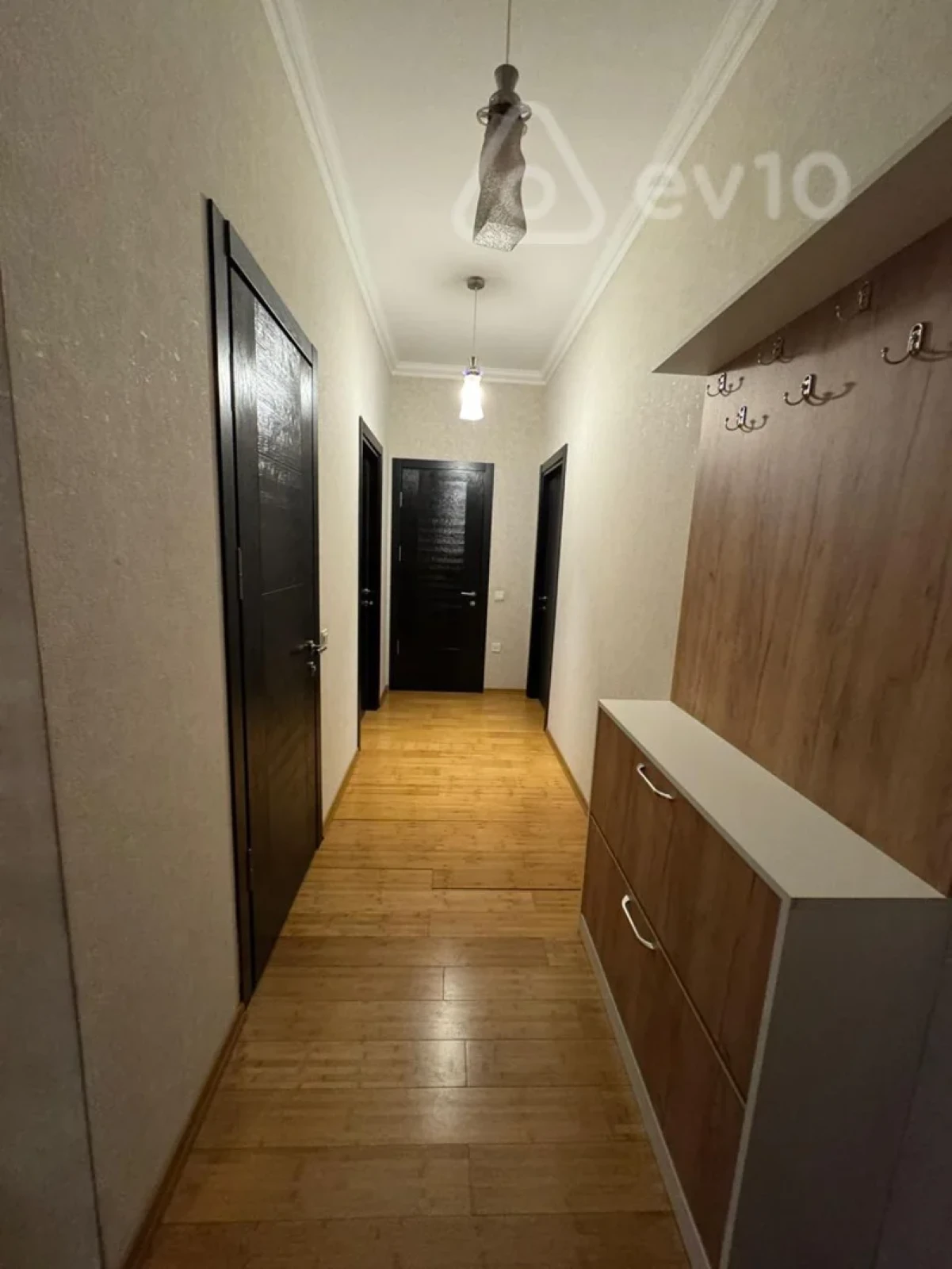 Kirayə verilir 3 otaqlı yeni tikili 100 m²