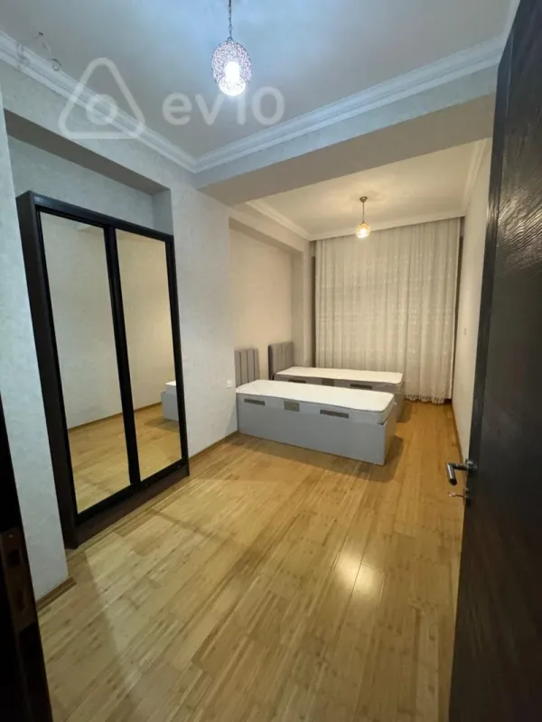 Kirayə verilir 3 otaqlı yeni tikili 100 m²