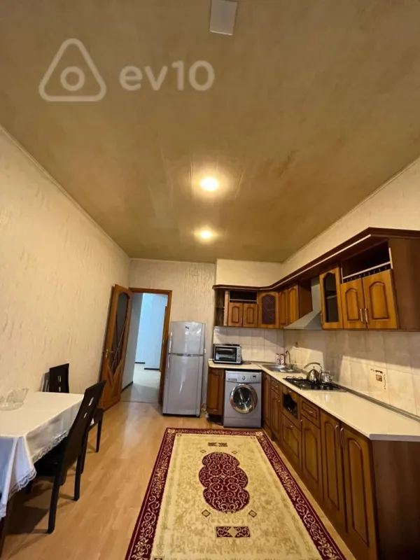 Satılır 2 otaqlı yeni tikili 90 m²