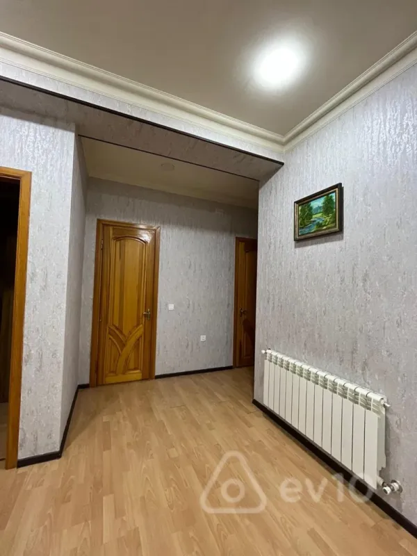 Satılır 2 otaqlı yeni tikili 90 m²
