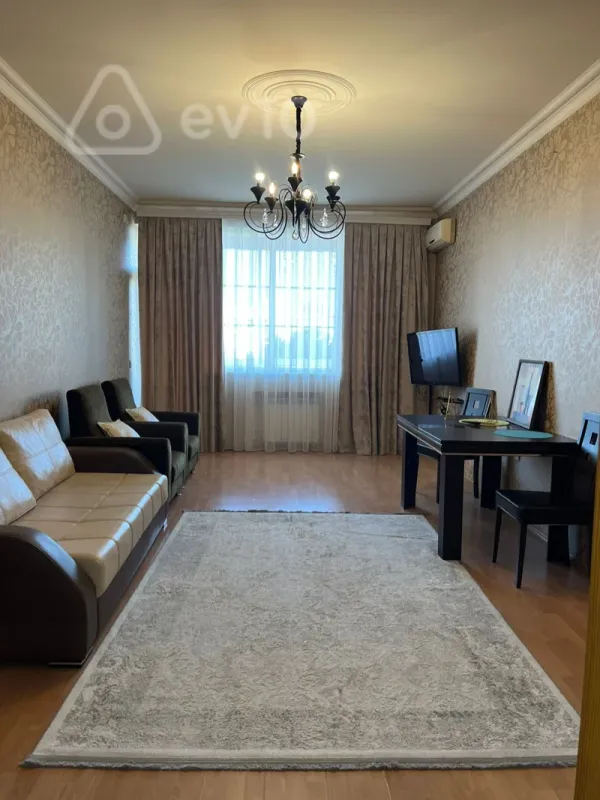 Satılır 2 otaqlı yeni tikili 90 m²