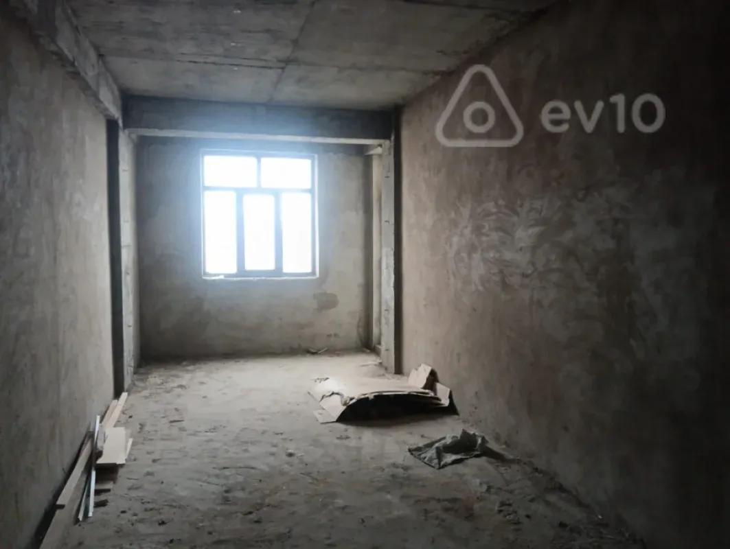 Satılır 3 otaqlı yeni tikili 105 m²