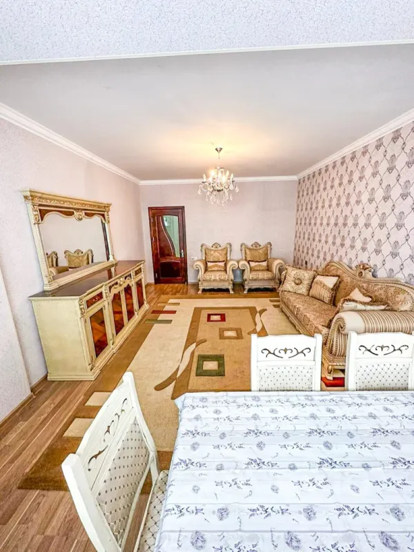 Kirayə verilir 2 otaqlı yeni tikili 100 m²