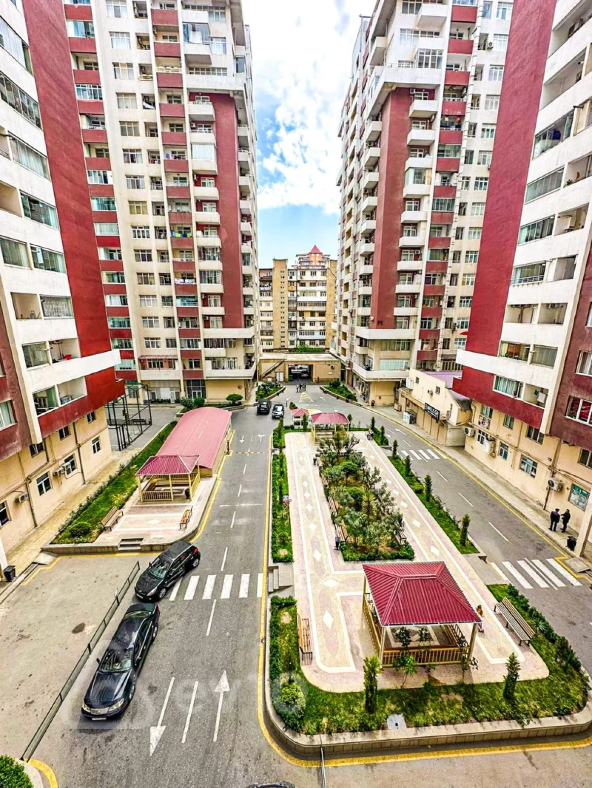 Kirayə verilir 2 otaqlı yeni tikili 100 m²